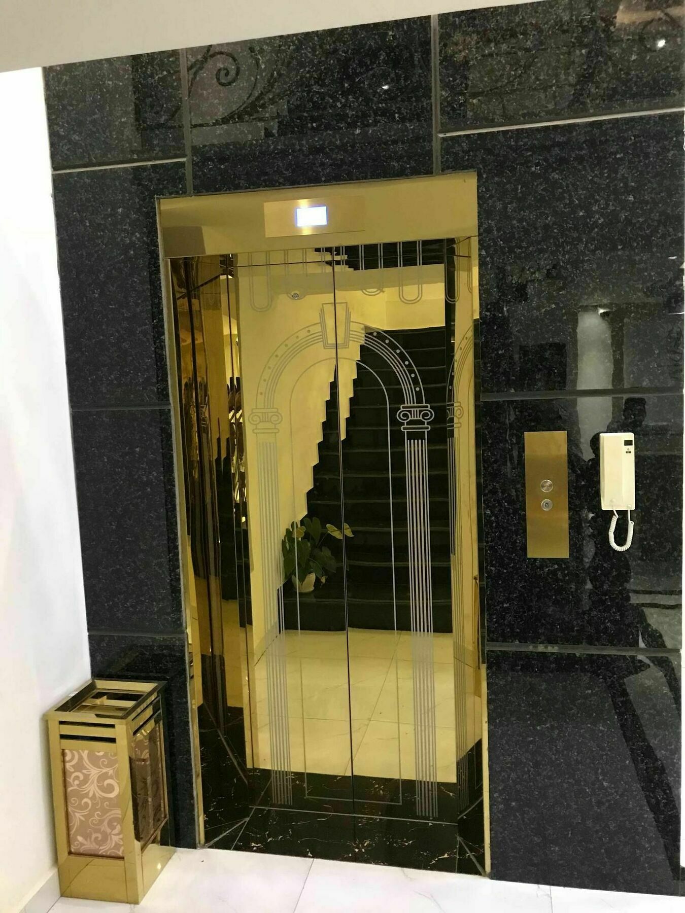 Sky Palace Boutique Hotel Battambang Bagian luar foto