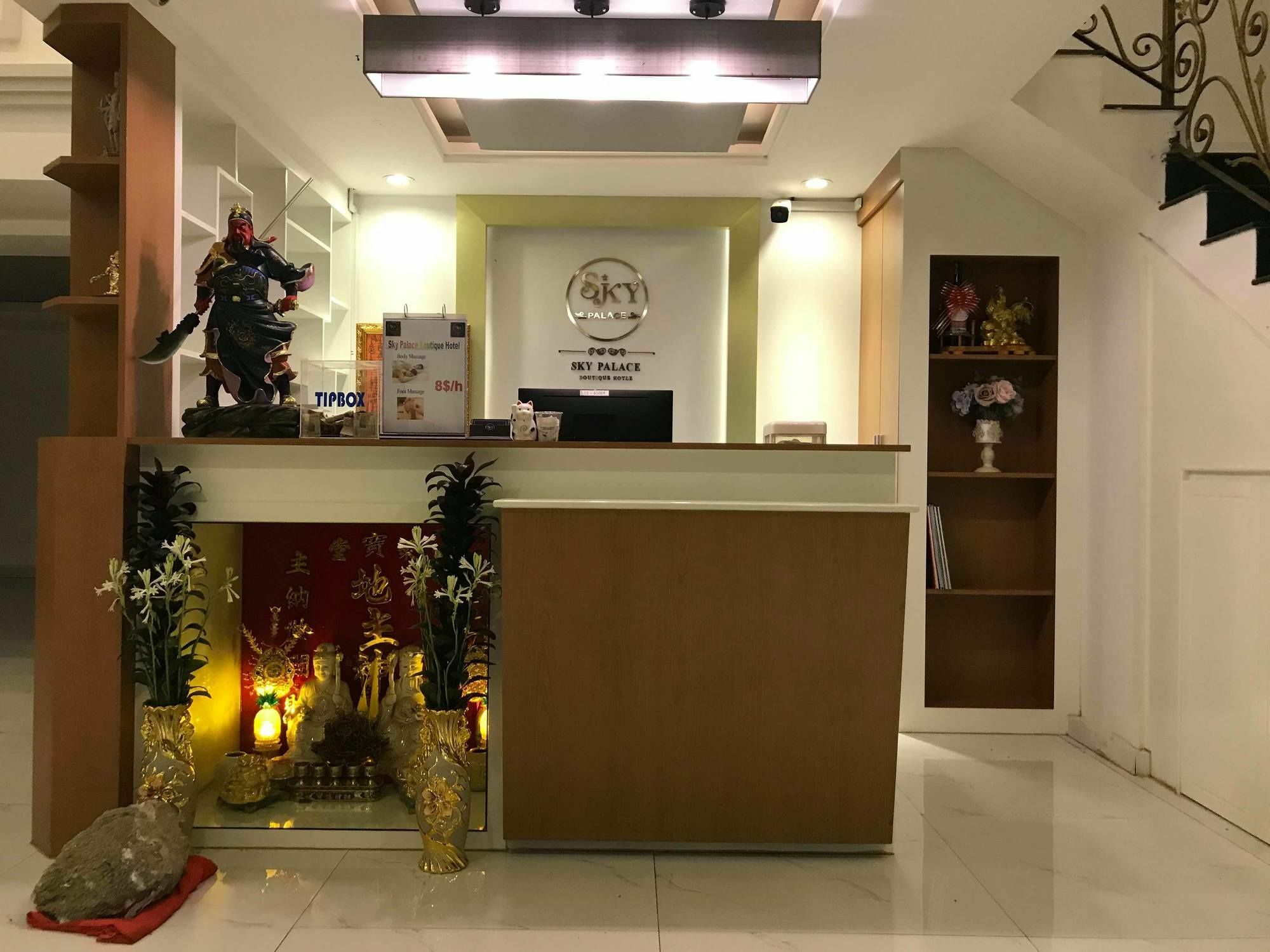 Sky Palace Boutique Hotel Battambang Bagian luar foto