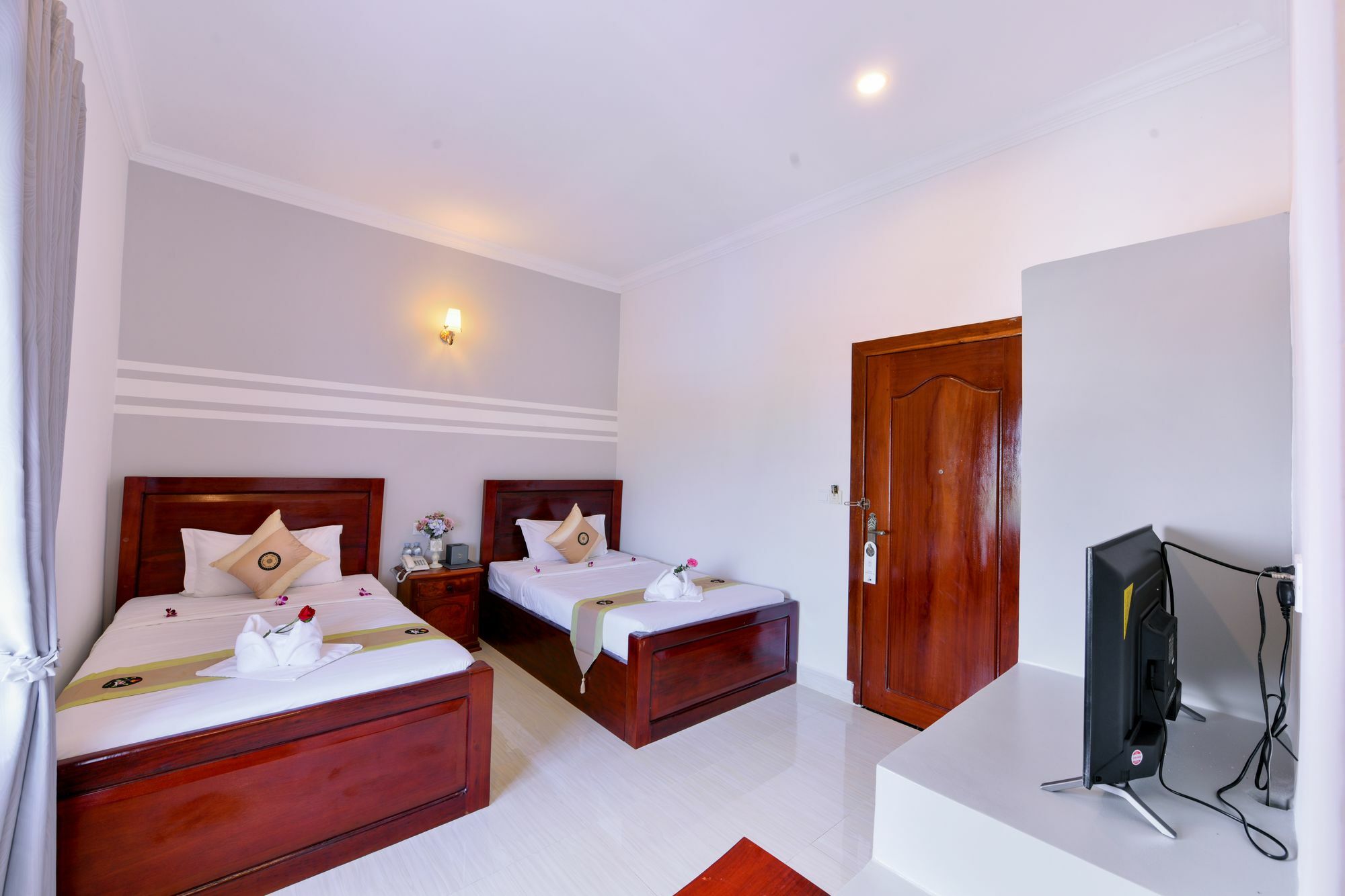 Sky Palace Boutique Hotel Battambang Bagian luar foto